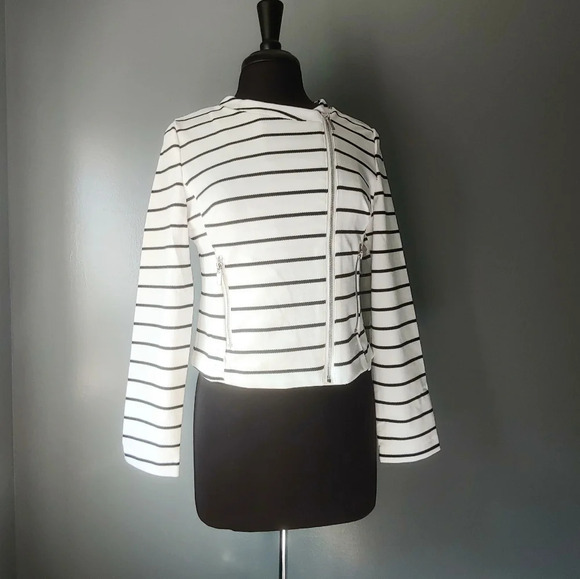 *NWT* Bagatelle Striped Asymmetrical Zip Jacket - Picture 2 of 6